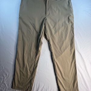 Ben Hogan Men’s Khaki Pants 40x30 Performance Golf Casual WT5495 Flat Front